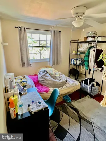 $440,000 | 3331 Wyndale Court, Woodbridge, VA 22192