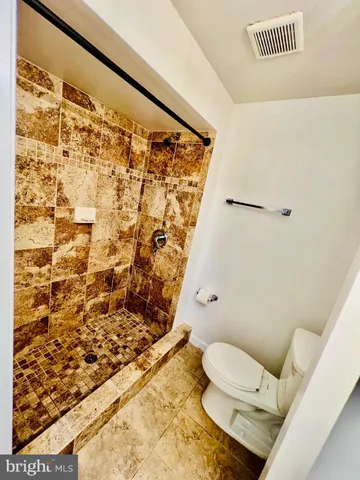 $440,000 | 3331 Wyndale Court, Woodbridge, VA 22192