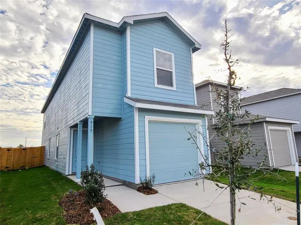 $1,795 | 919 Blue Heron Drive, Princeton, TX 75407