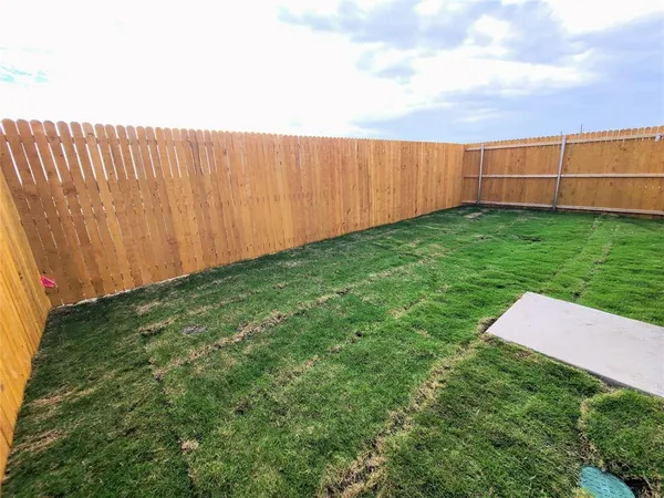 $1,795 | 919 Blue Heron Drive, Princeton, TX 75407