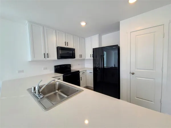 $1,795 | 919 Blue Heron Drive, Princeton, TX 75407