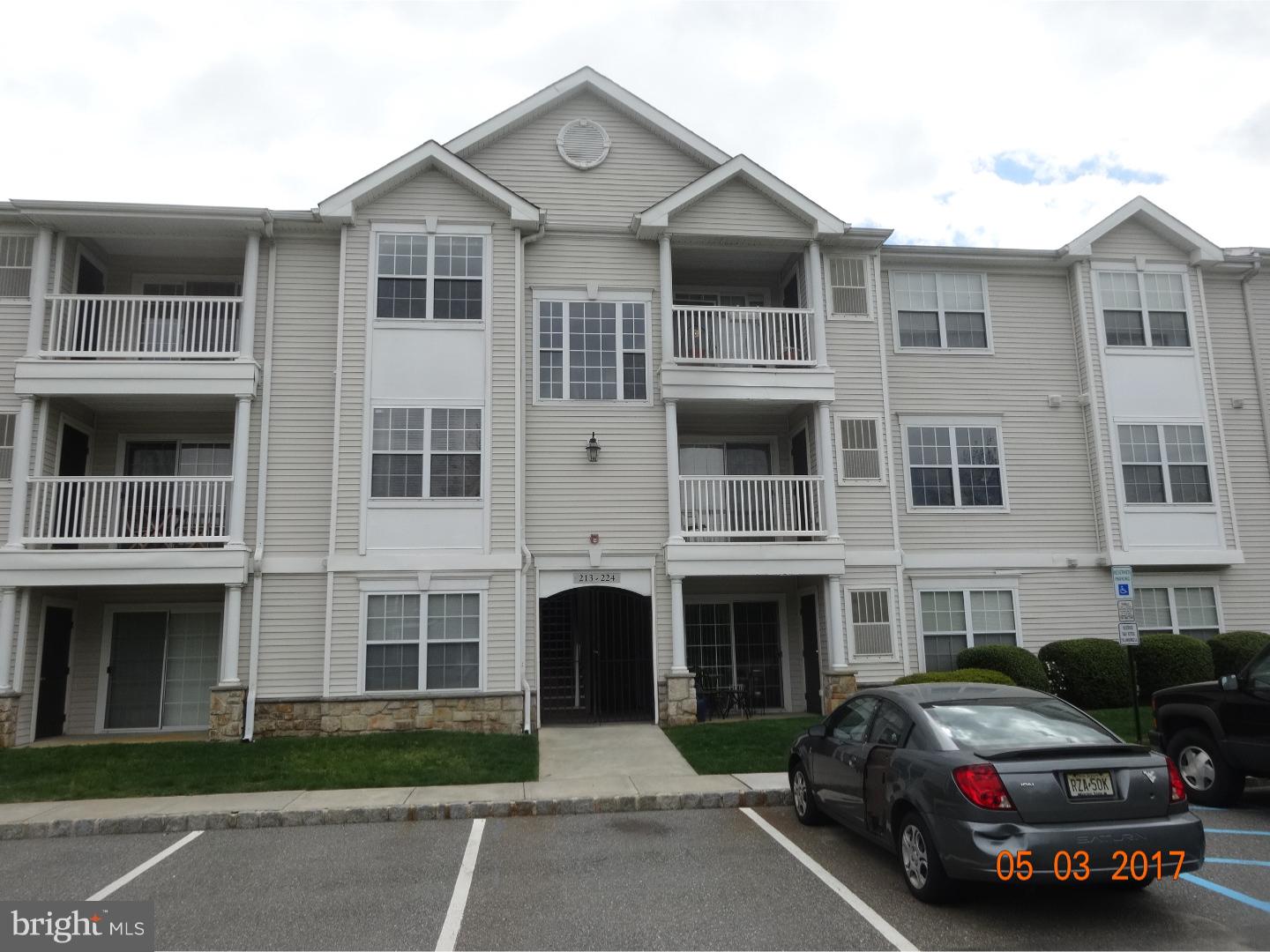 222 Lawrence Lane Riverside, NJ 08075 - Photo 1 of 10