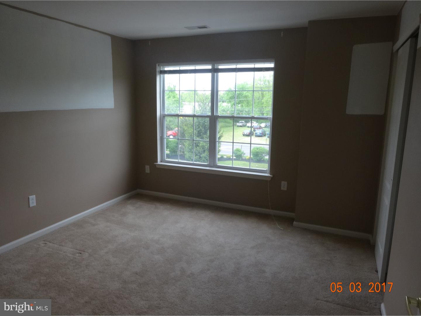 222 Lawrence Lane Riverside, NJ 08075 - Photo 3 of 10