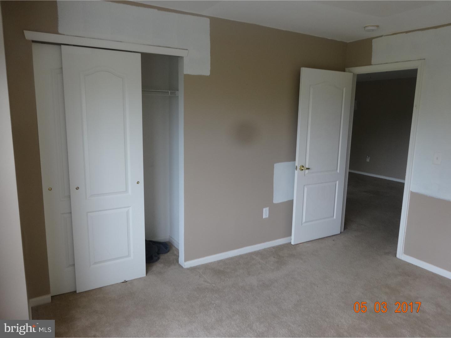 222 Lawrence Lane Riverside, NJ 08075 - Photo 4 of 10