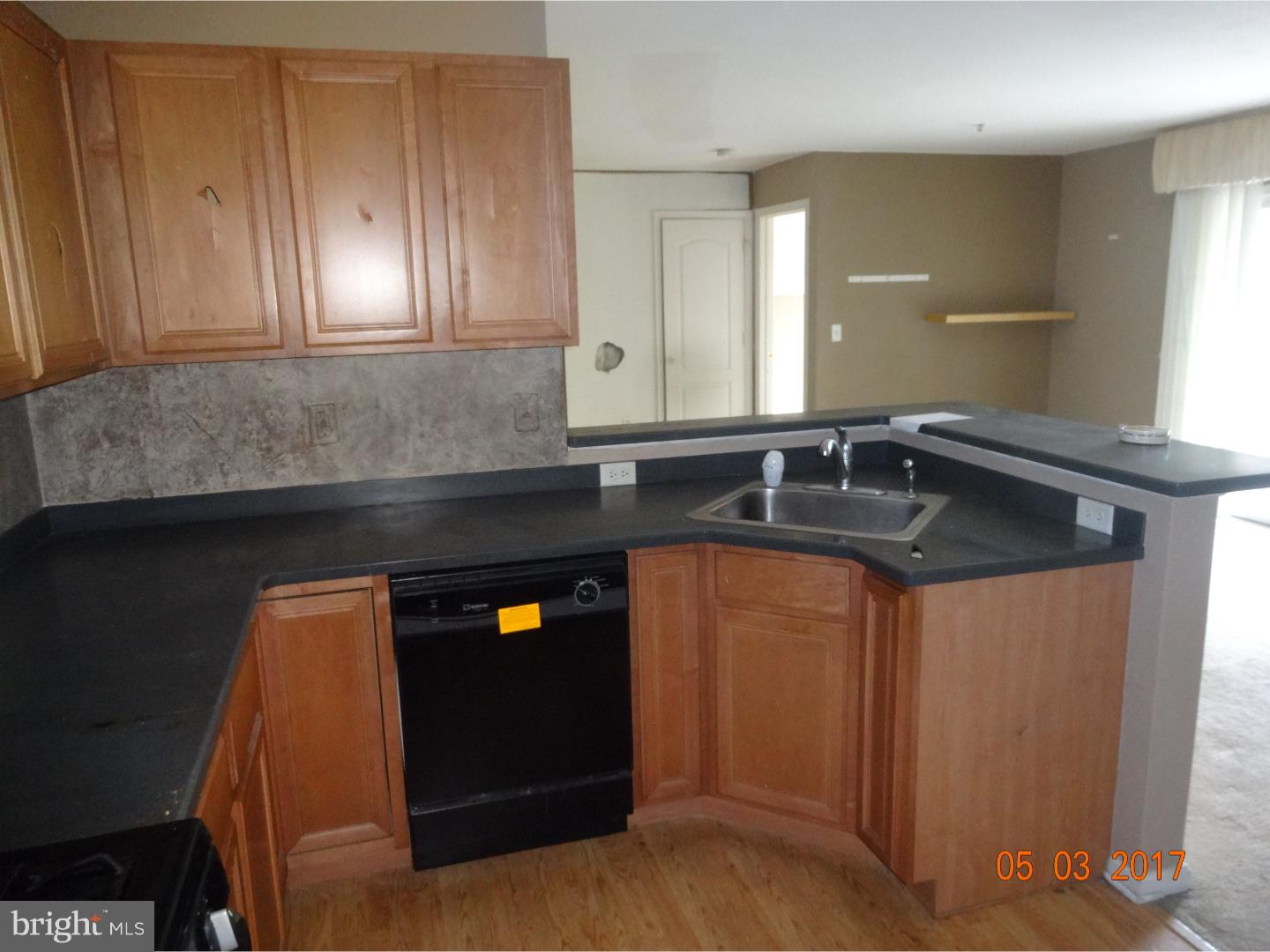 222 Lawrence Lane Riverside, NJ 08075 - Photo 7 of 10