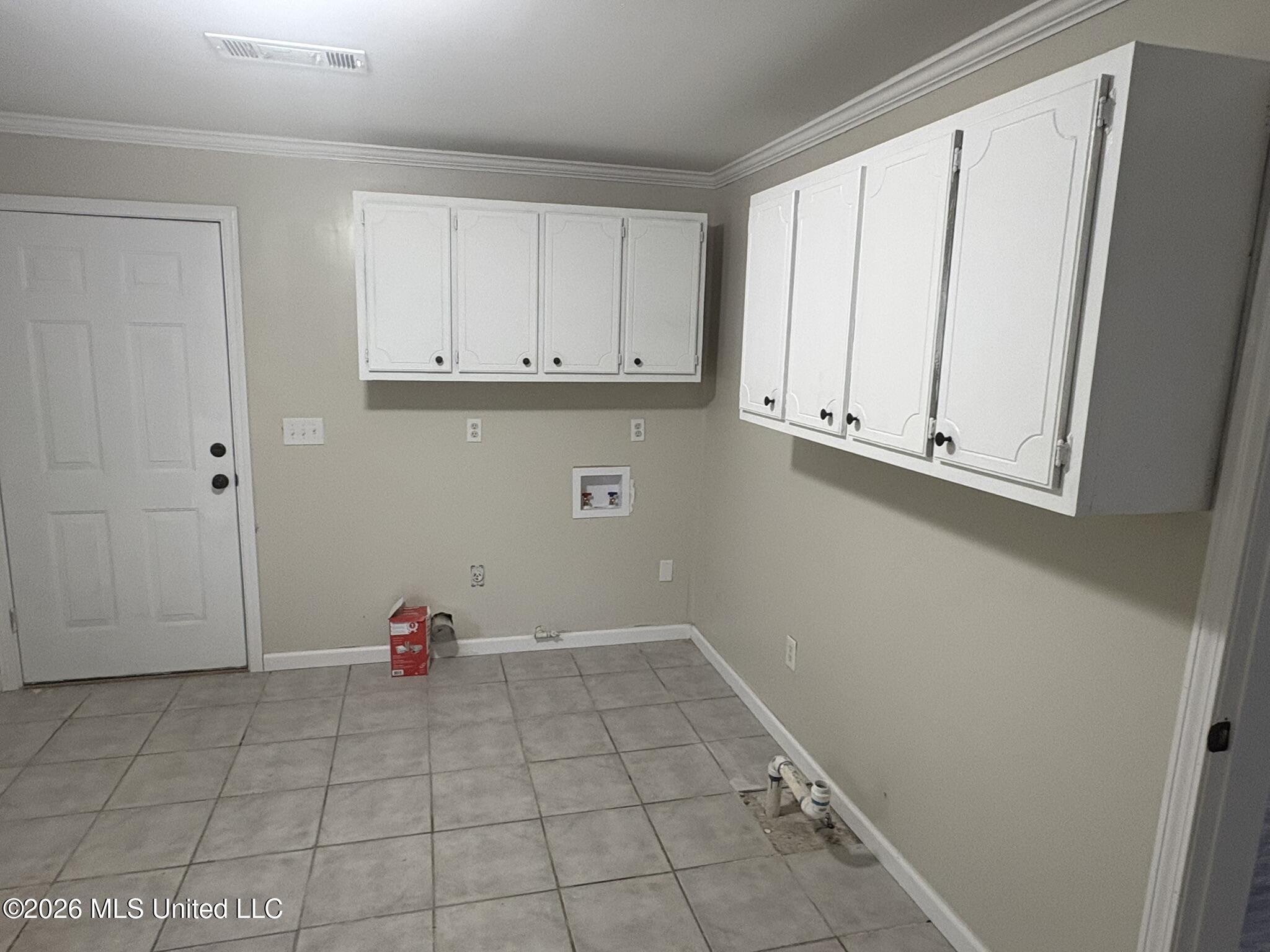 161 Smith Road Cleveland, MS 38732 - Photo 13 of 27 161 Smith Road Laundry2