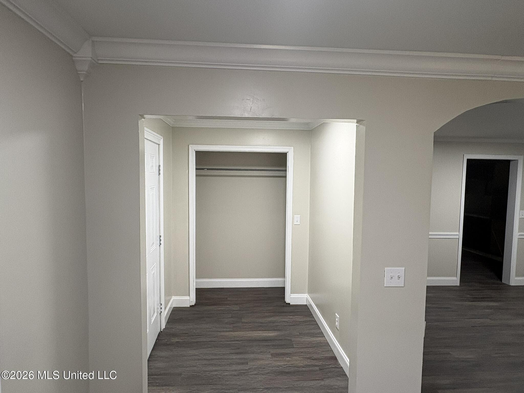 161 Smith Road Cleveland, MS 38732 - Photo 18 of 27 161 Smith Road Front Hall