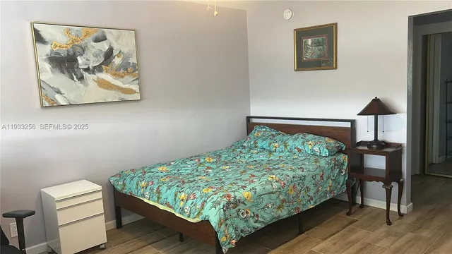 $1,800 | 215 Southeast 3rd Avenue, Unit 306C, Hallandale Beach, FL 33009