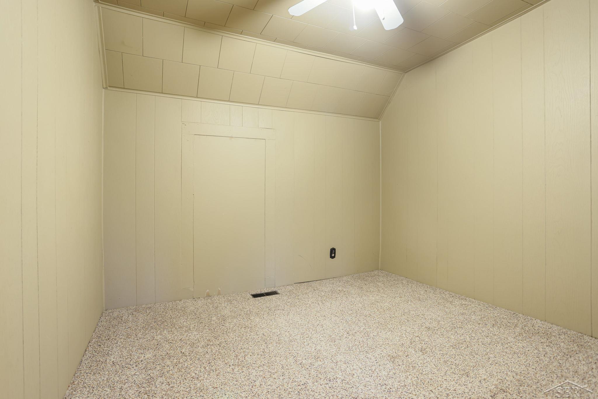12951 South Graham Road St. Charles, MI 48655 - Photo 43 of 55 50094082-42.JPG
