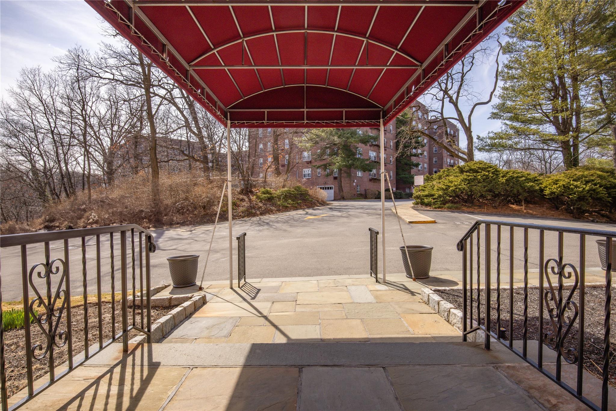 615 Palmer Road, Unit 602 Yonkers, NY 10701 - Photo 4 of 23 a view of a porch with a backyard