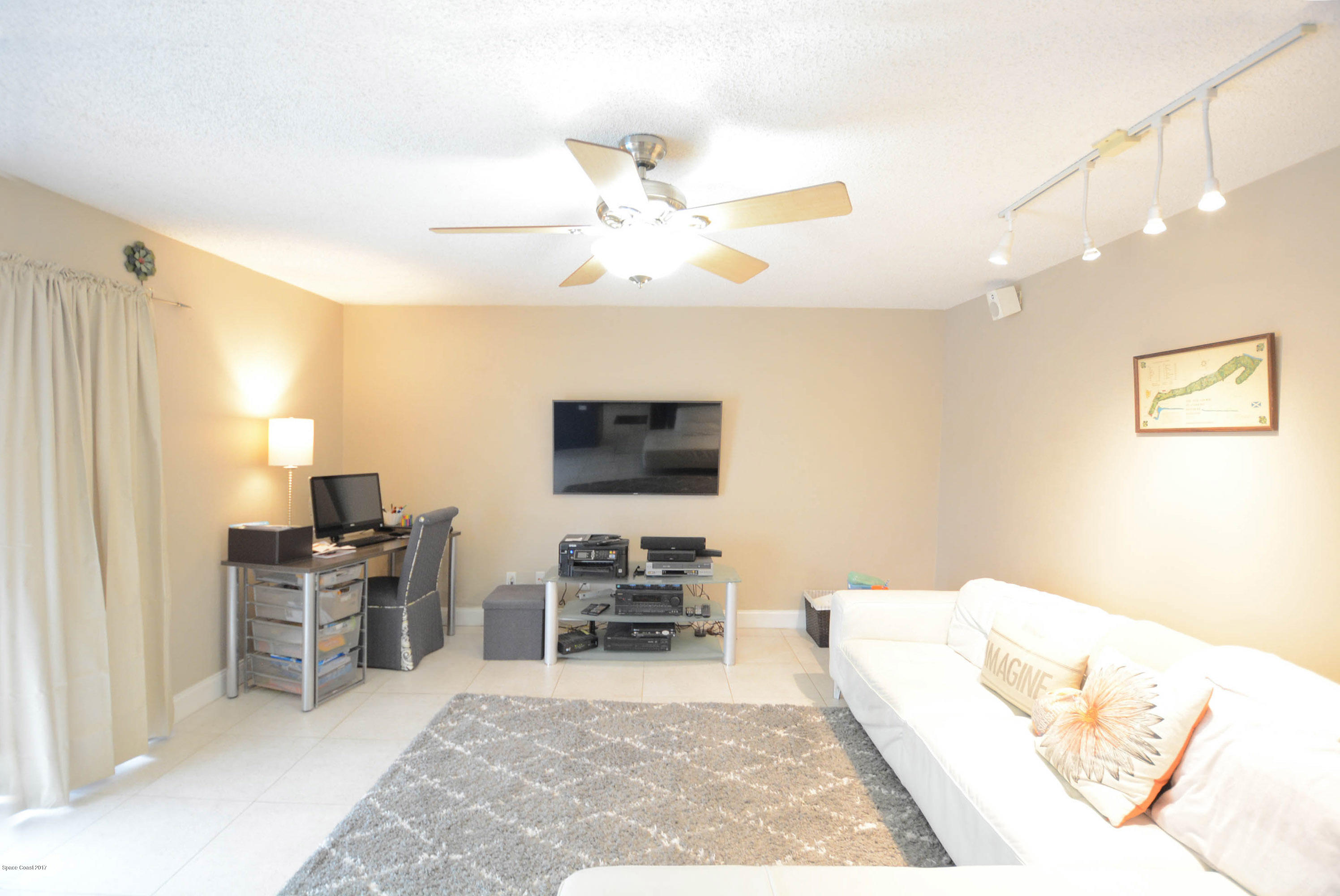 873 Northwest Spruce Ridge Drive Stuart, FL 34994 - Photo 14 of 34 Family Room