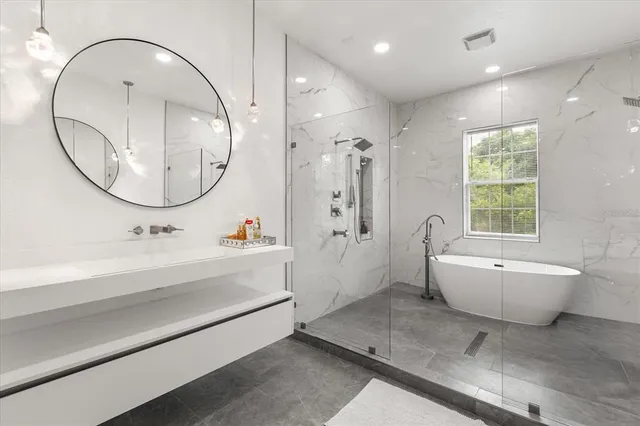 a view of a swimming pool with a sitting space