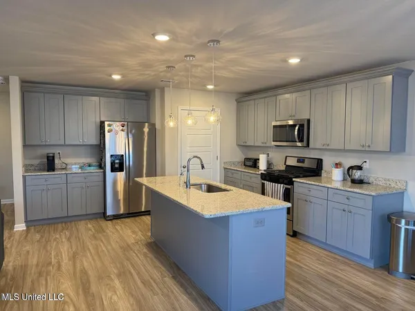 $318,500 | 1091 Enclave Circle, Long Beach, MS 39560