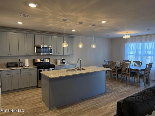 $318,500 | 1091 Enclave Circle, Long Beach, MS 39560