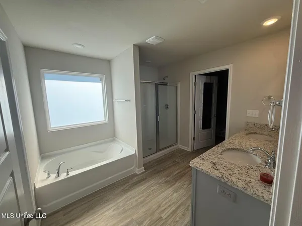 $318,500 | 1091 Enclave Circle, Long Beach, MS 39560