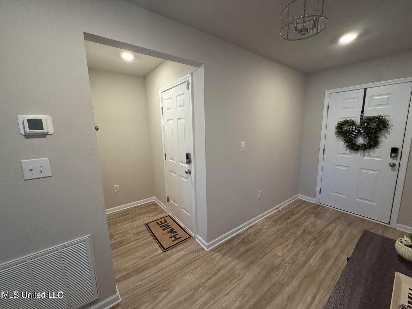 1091 Enclave Circle Long Beach, MS 39560 - Photo 7 of 35 20250114165703373854000000-o