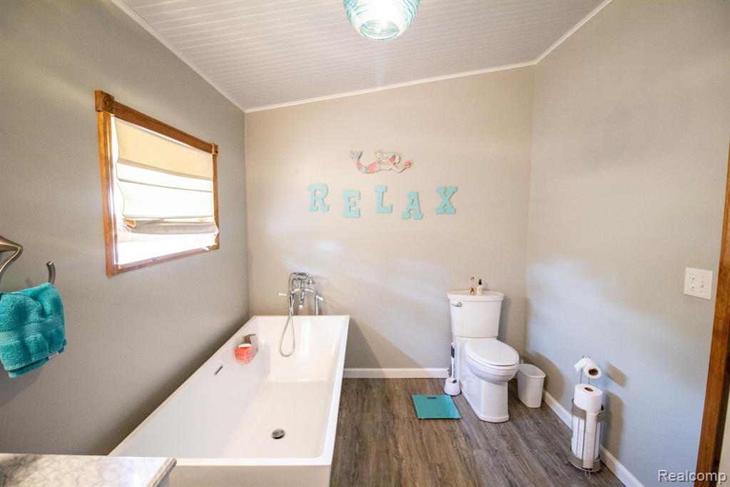 9380 E Road Burt, MI 48417 - Photo 24 of 36