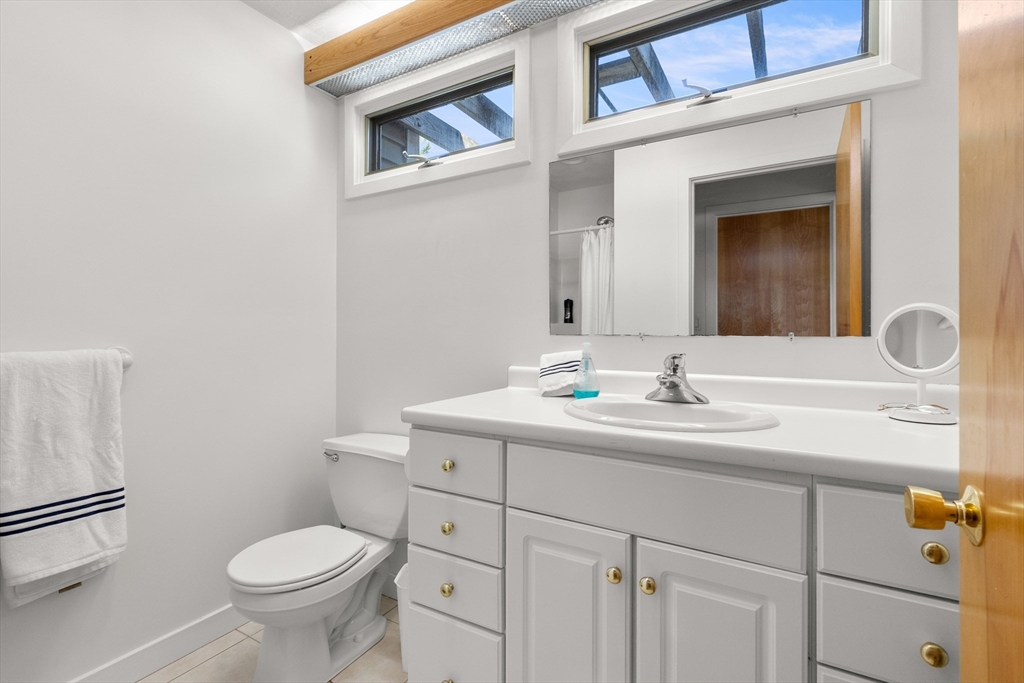 12 Lincoln Road Billerica, MA 01821 - Photo 16 of 41 Gallery Image 16