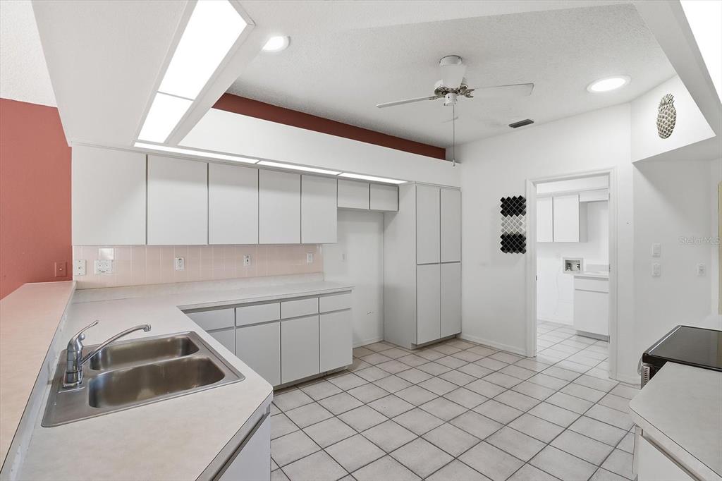 9240 Butler Boulevard Weeki Wachee, FL 34613 - Photo 19 of 47