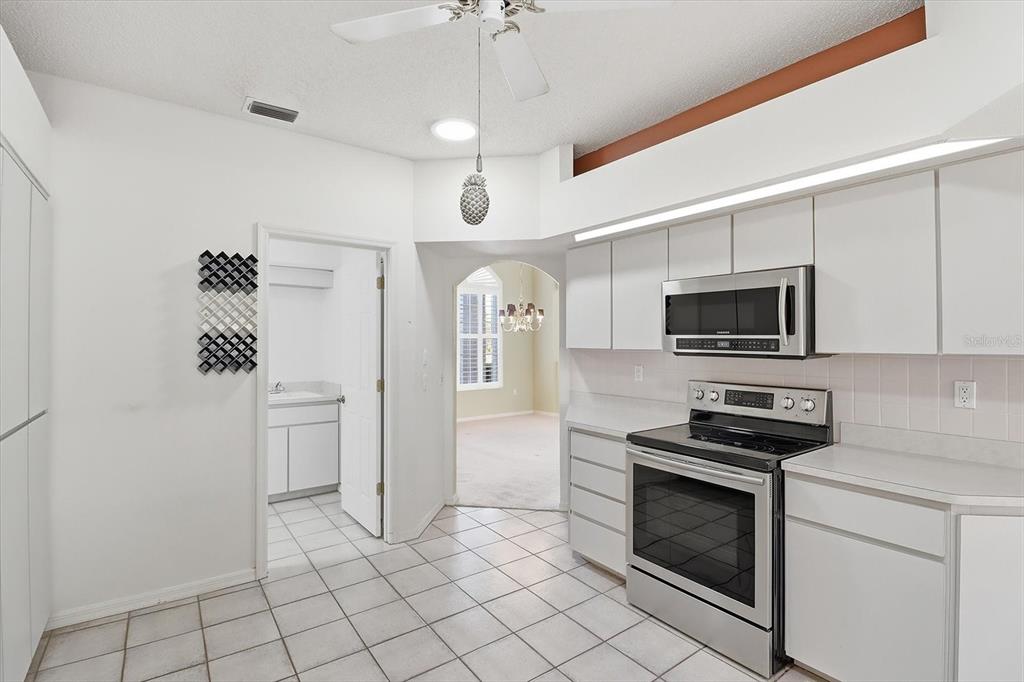 9240 Butler Boulevard Weeki Wachee, FL 34613 - Photo 20 of 47