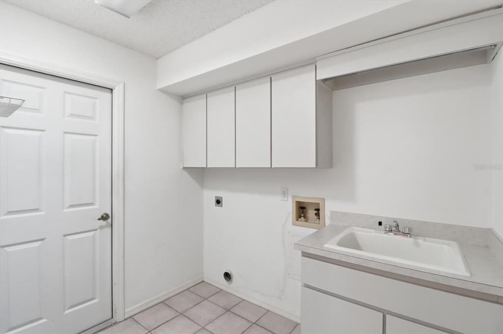 9240 Butler Boulevard Weeki Wachee, FL 34613 - Photo 35 of 47