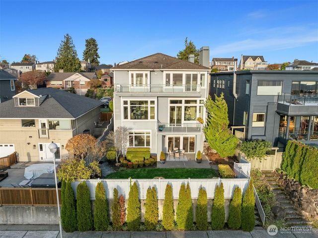 $3,250,000 | 2507 Westmont Way West, Seattle, WA 98199