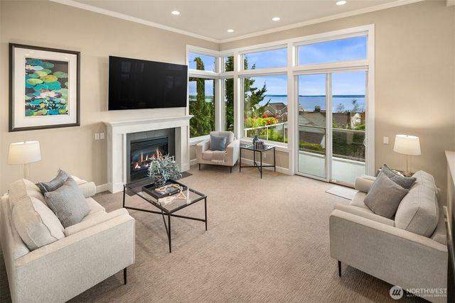 $3,250,000 | 2507 Westmont Way West, Seattle, WA 98199