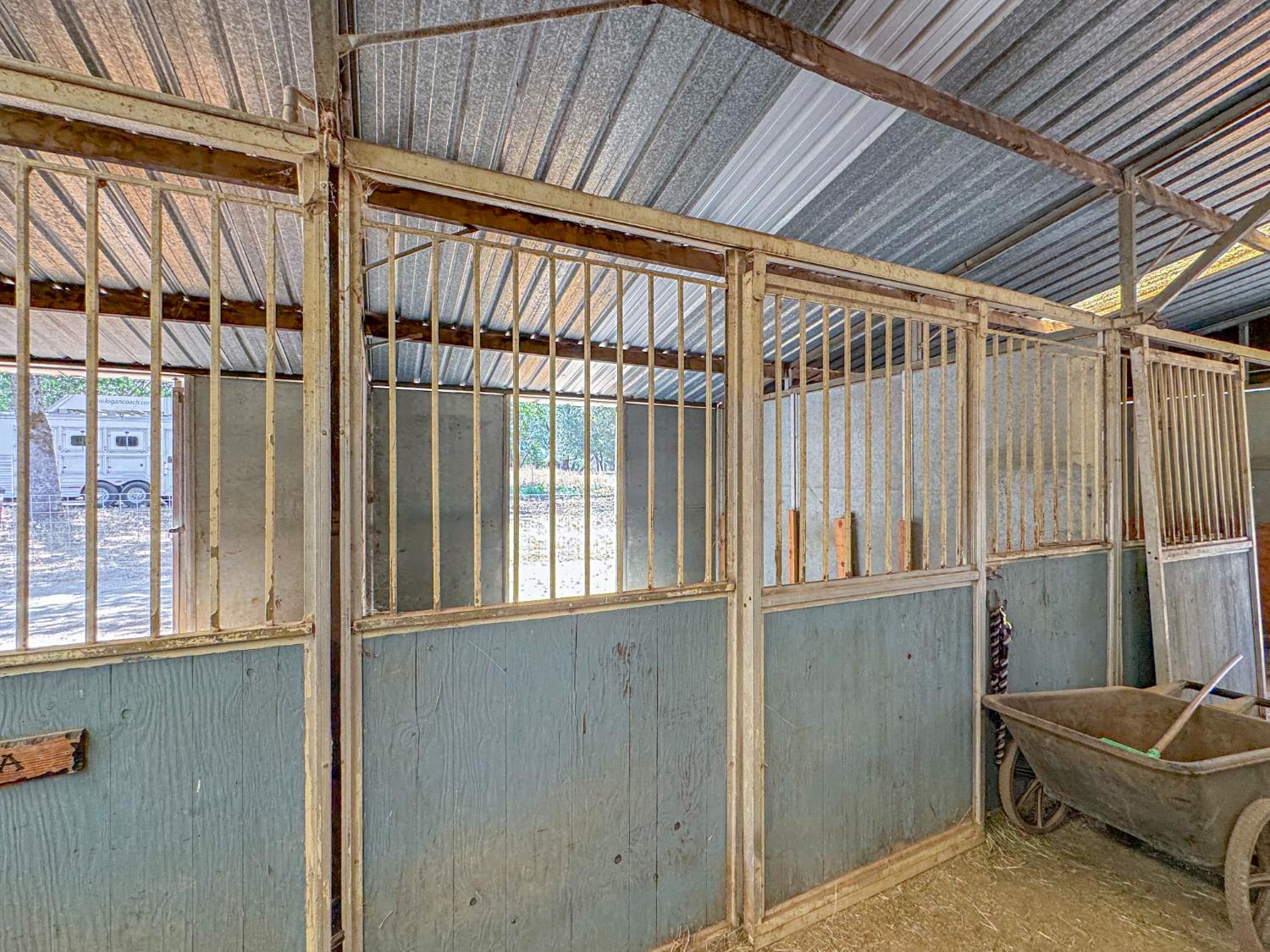 26525 Table Meadow Road Auburn, CA 95602 - Photo 34 of 47 Gallery Image 34