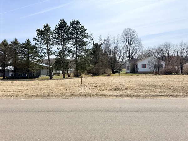 $19,500 | Lot 15 Rolling Hills Drive, Augusta, WI 54722