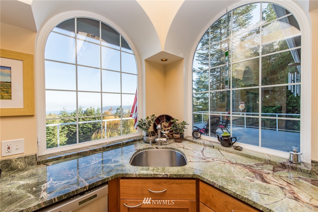 674 Doe Run Road Sequim, WA 98382 - Photo 11 of 25