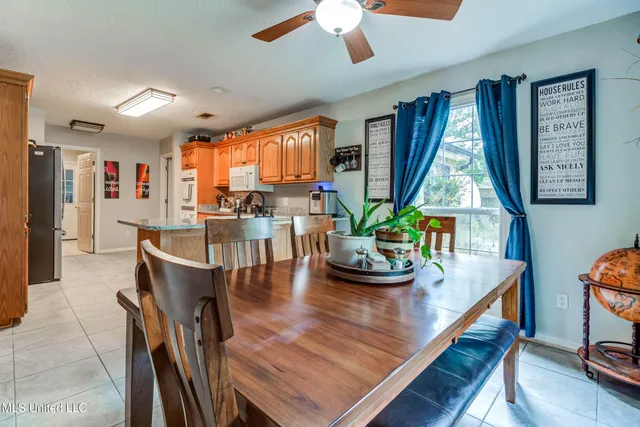 $2,500 | 8812 Old Walnut Road, Ocean Springs, MS 39564