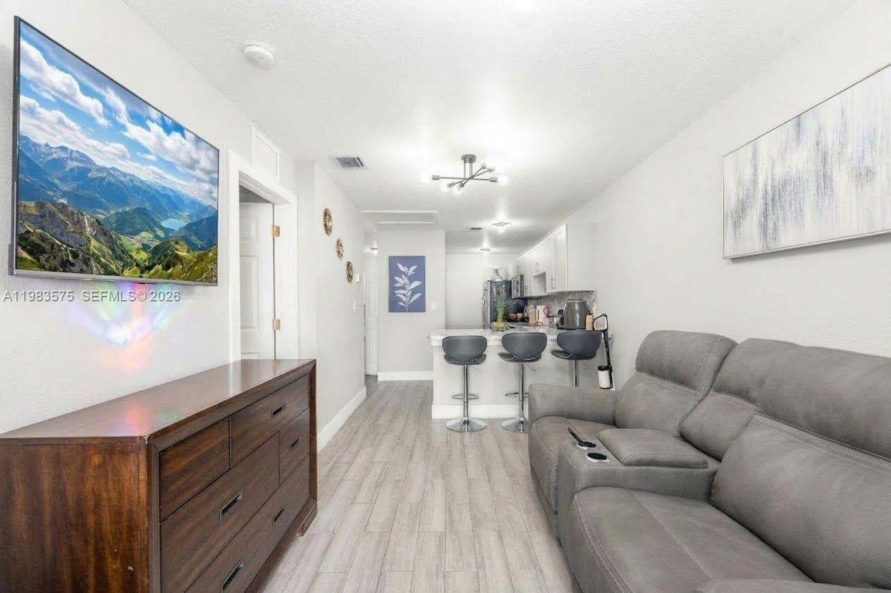 2419 Northwest 101st Street Miami, FL 33147 - Photo 10 of 28