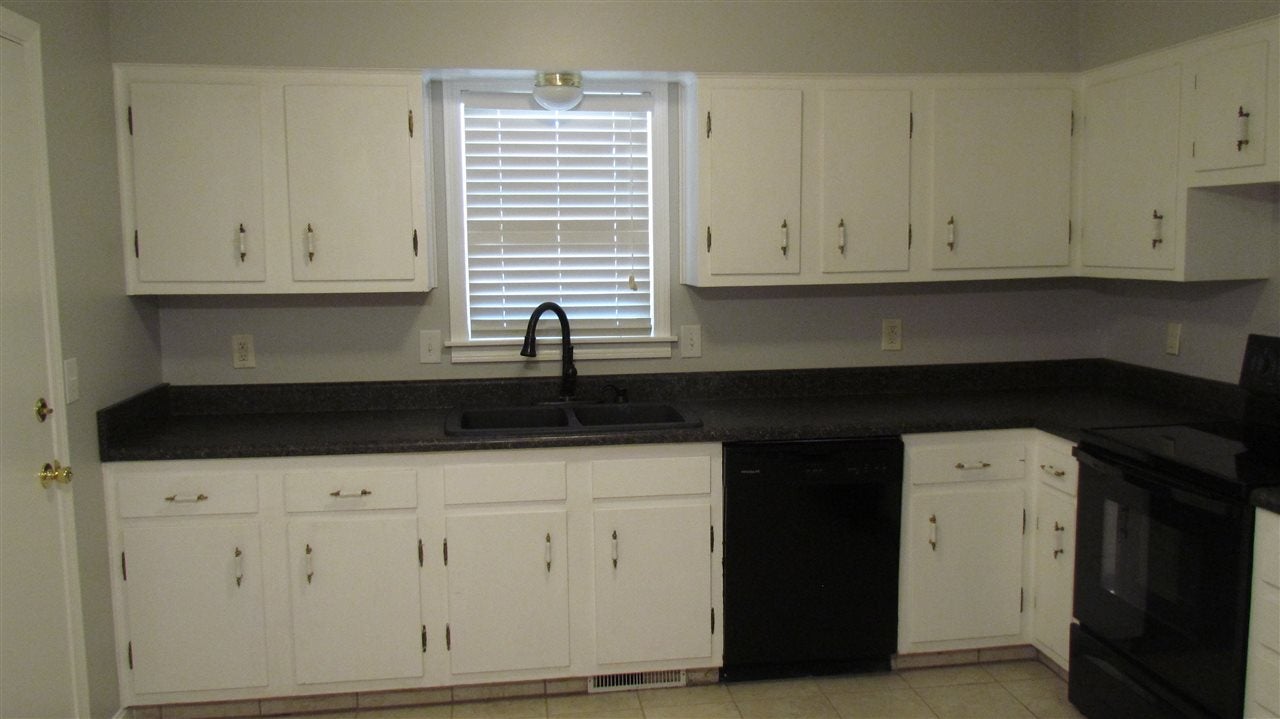 5000 Ridgeview Drive Bowling Green, KY 42101 - Photo 7 of 28 Gallery Image 7