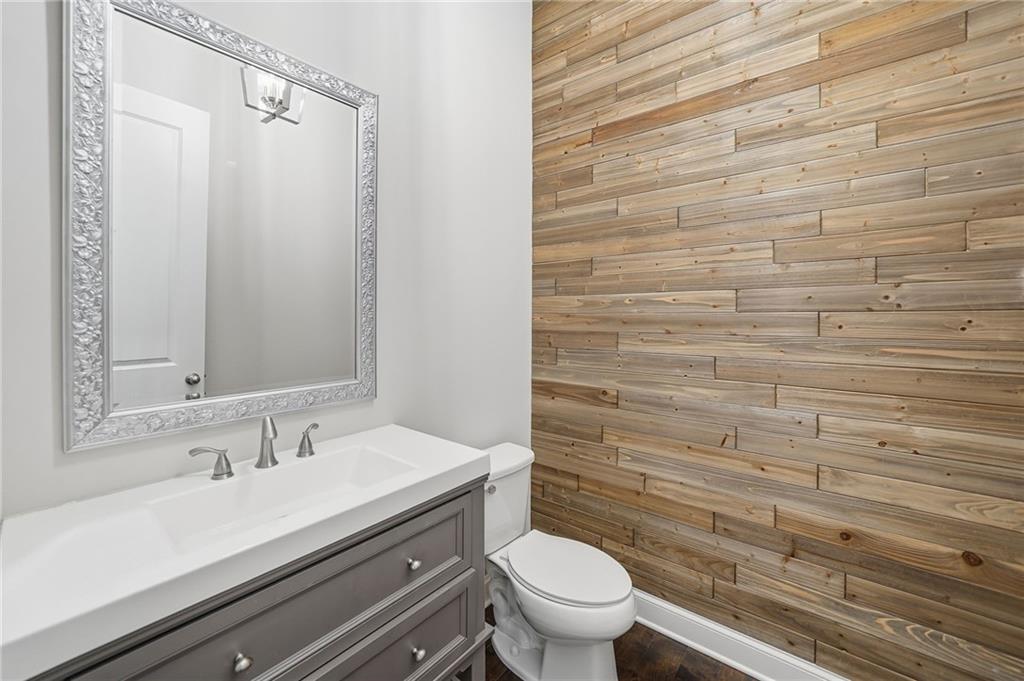 512 Edgewater Drive Canton, GA 30115 - Photo 15 of 87