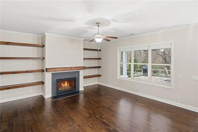 $669,900 | 512 Edgewater Drive, Canton, GA 30115