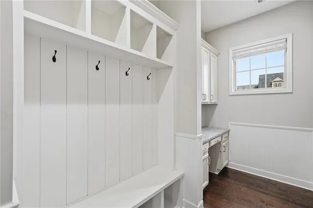 $669,900 | 512 Edgewater Drive, Canton, GA 30115