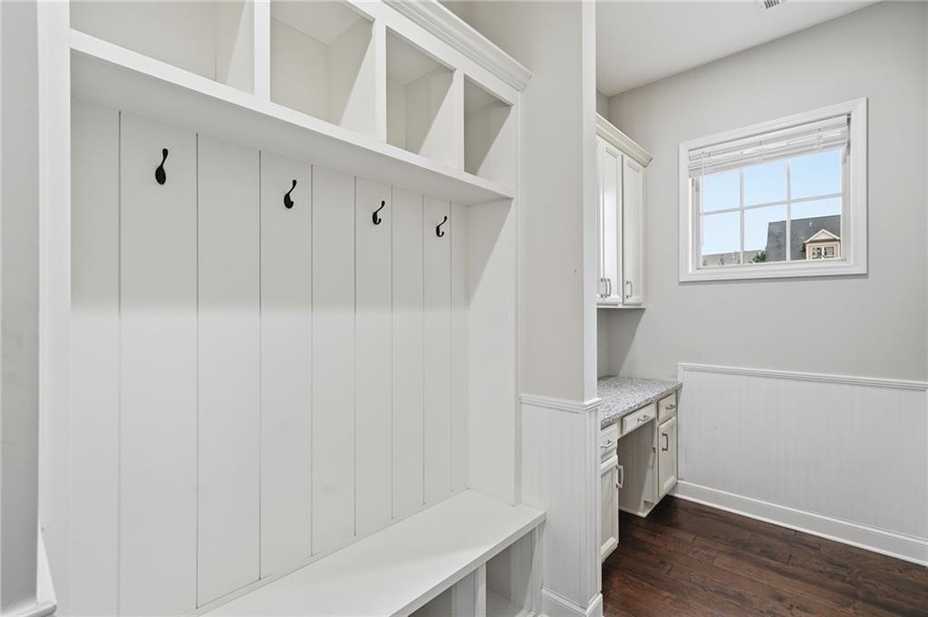 512 Edgewater Drive Canton, GA 30115 - Photo 29 of 87