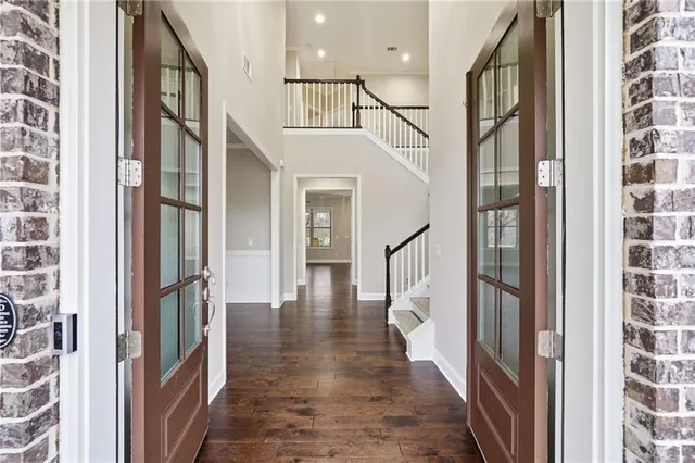 $669,900 | 512 Edgewater Drive, Canton, GA 30115