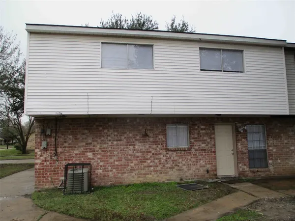 $1,650 | 5506 Deep Forest Drive, Houston, TX 77092