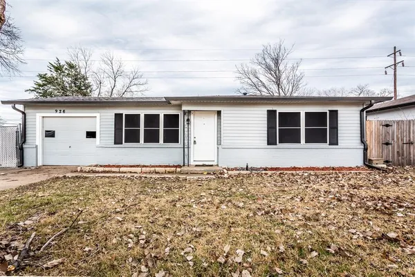 $1,800 | 926 Powell Road, Mesquite, TX 75149