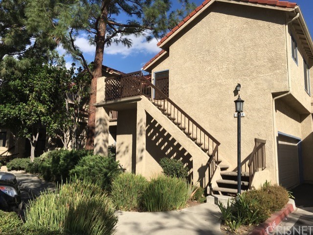 2304 Archwood Lane, Unit 100 Simi Valley, CA 93063 - Photo 2 of 20