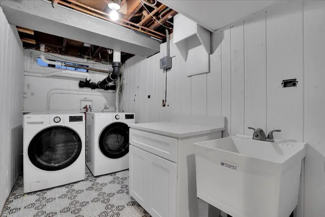 $620,000 | 9317 Olcott Avenue, Morton Grove, IL 60053