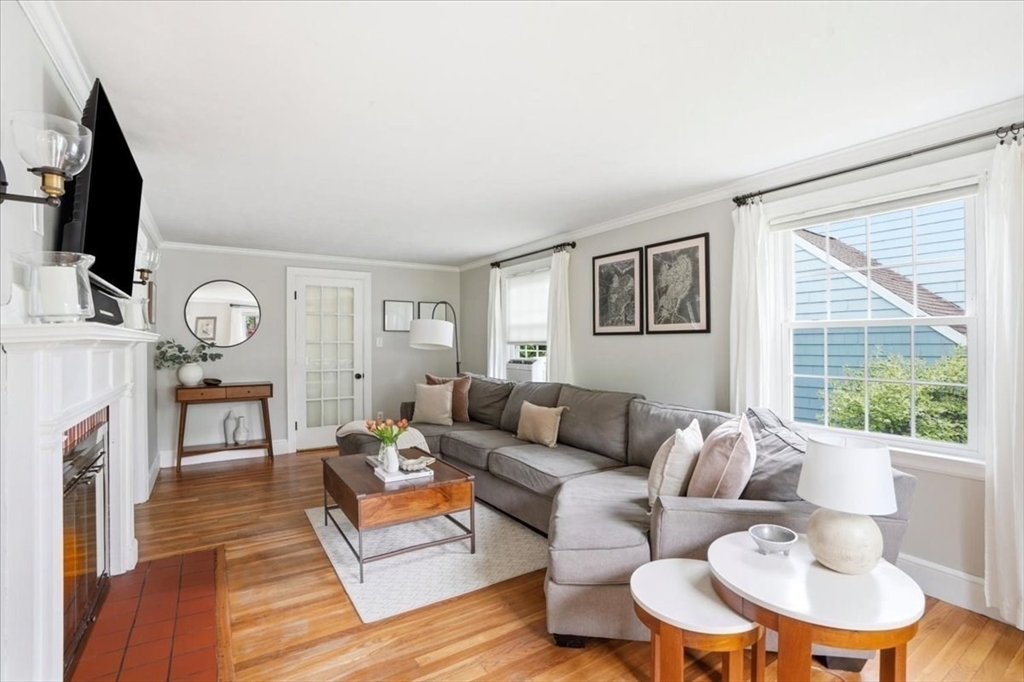 4 Ponkapoag Way Canton, MA 02021 - Photo 3 of 30