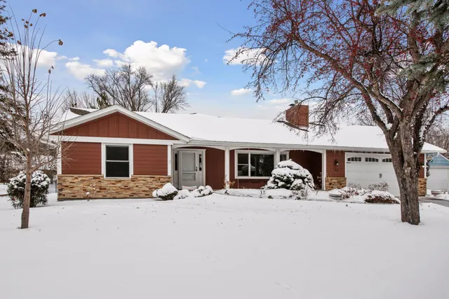 $434,900 | 428 St Peter Avenue East, Delano, MN 55328