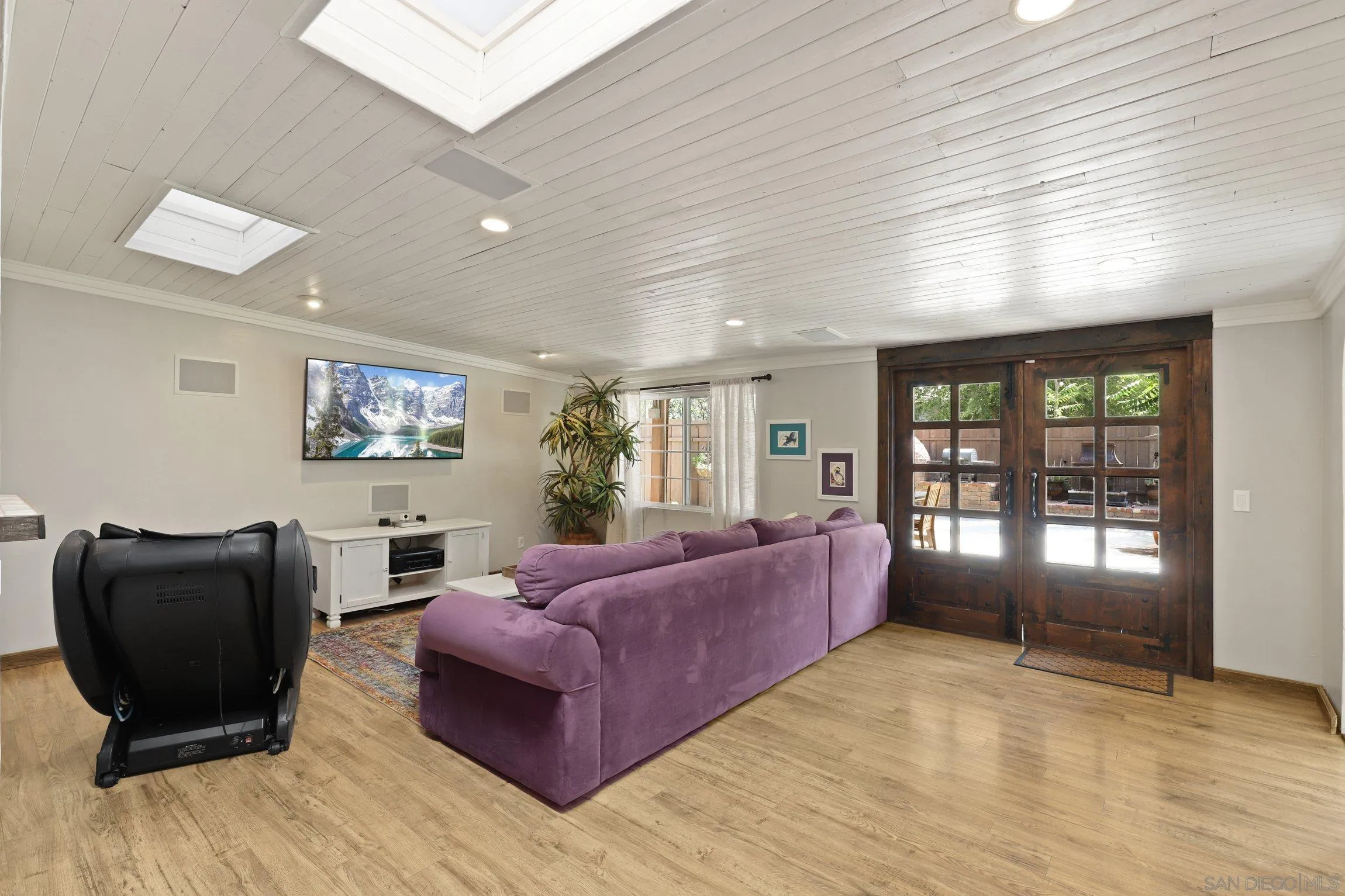 13107 Sudan Road Poway, CA 92064 - Photo 18 of 59 a living room with furniture and a flat screen tv