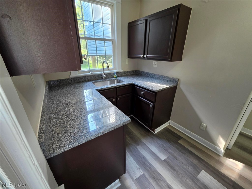 3192 Sycamore Road Cleveland, OH 44118 - Photo 16 of 28 Gallery Image 16