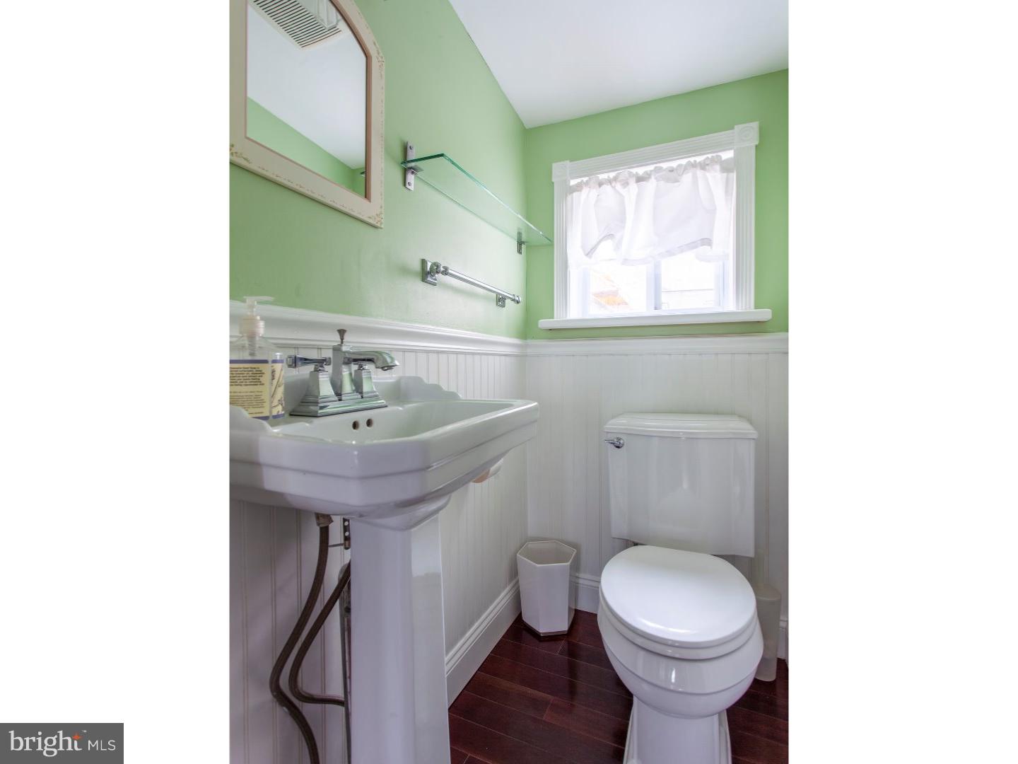 706 Reed Street Philadelphia, PA 19147 - Photo 14 of 25 Gallery Image 14