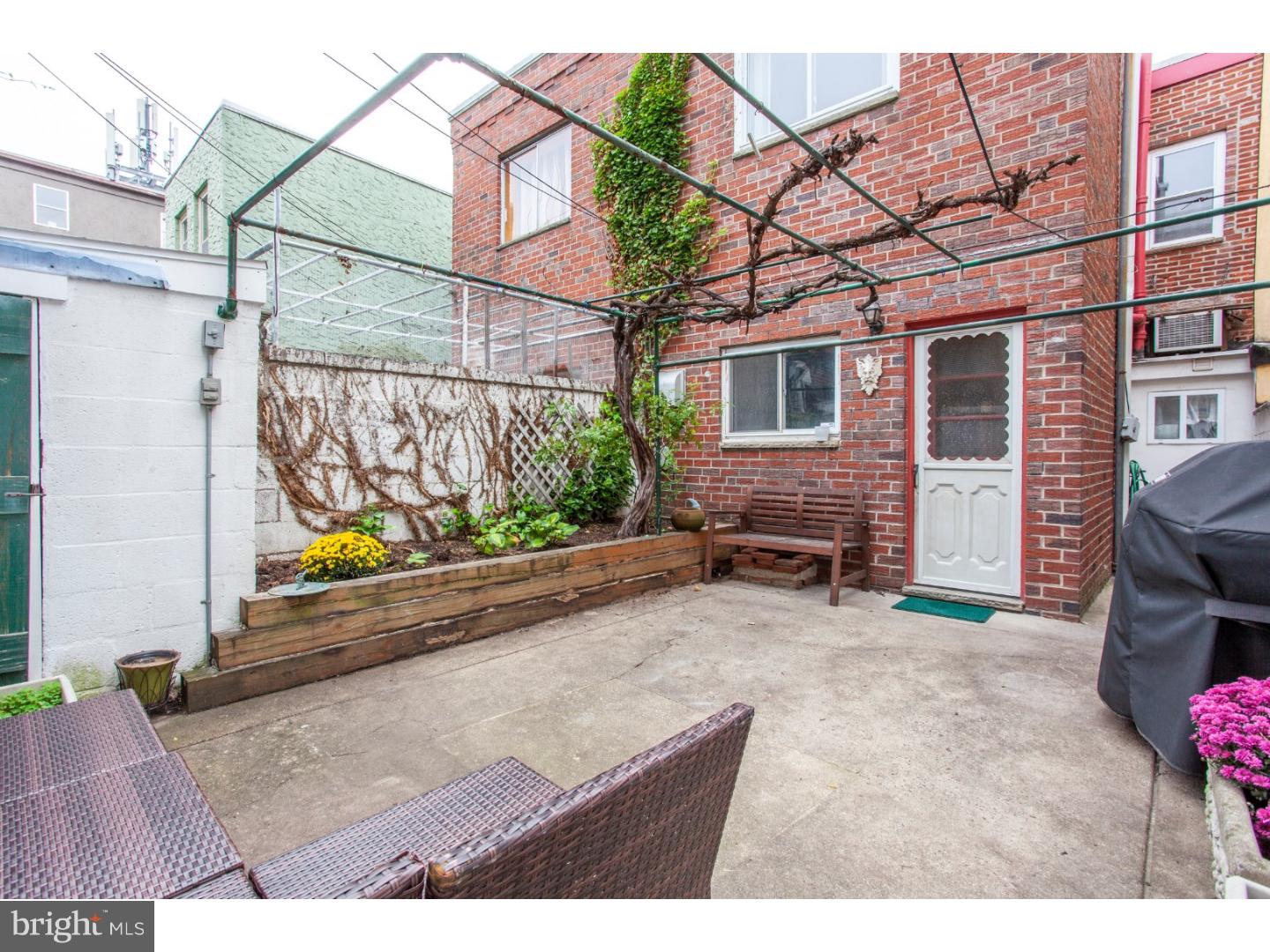 706 Reed Street Philadelphia, PA 19147 - Photo 10 of 25 Gallery Image 10