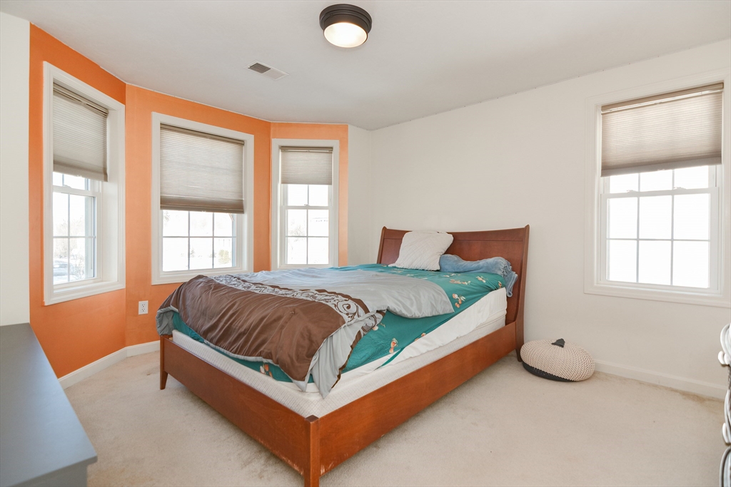 50 Sophia Drive Worcester, MA 01607 - Photo 10 of 32