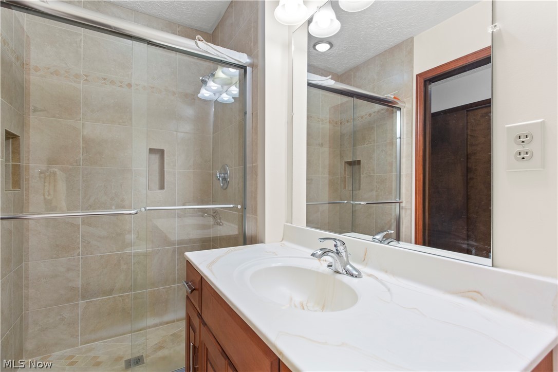 3935 Huffman Road Medina, OH 44256 - Photo 17 of 27 Master Bathroom with view of shower